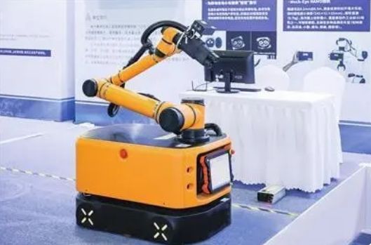 2023年机器人行业创新潮涌 43款新品发布背后的研发加速